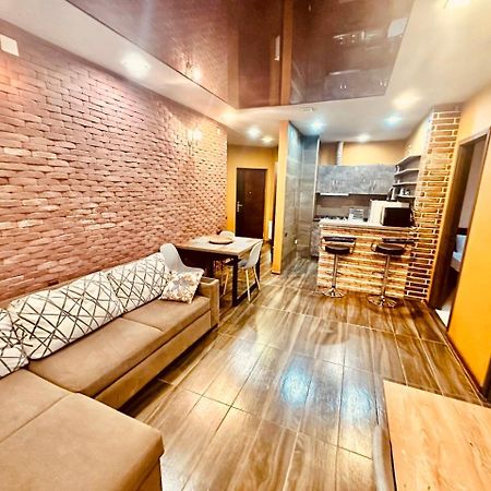 Marnika Apartment Батуми Экстерьер фото